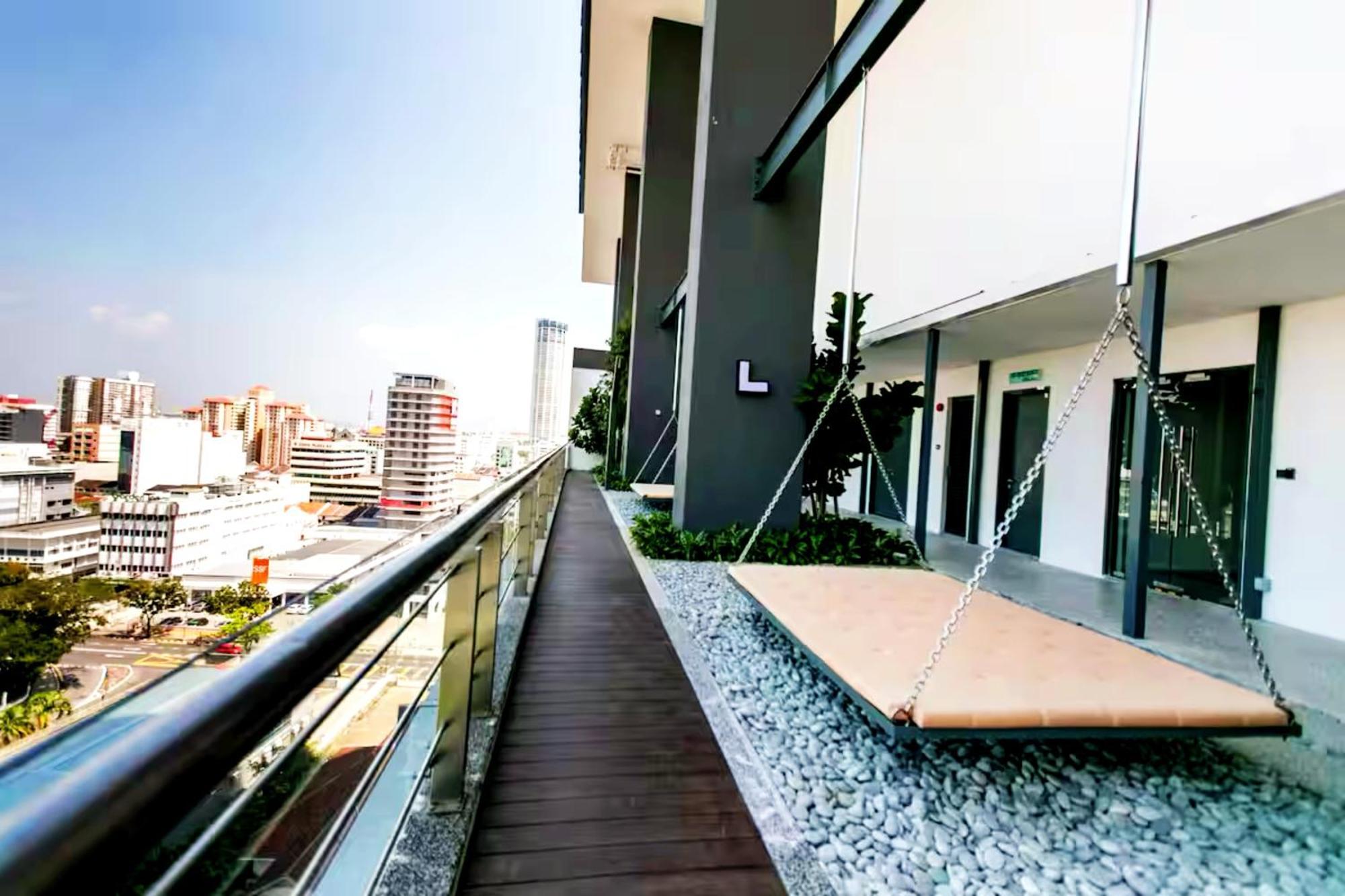 Tropicana 218 Macalister Penang Lägenhet George Town Exteriör bild