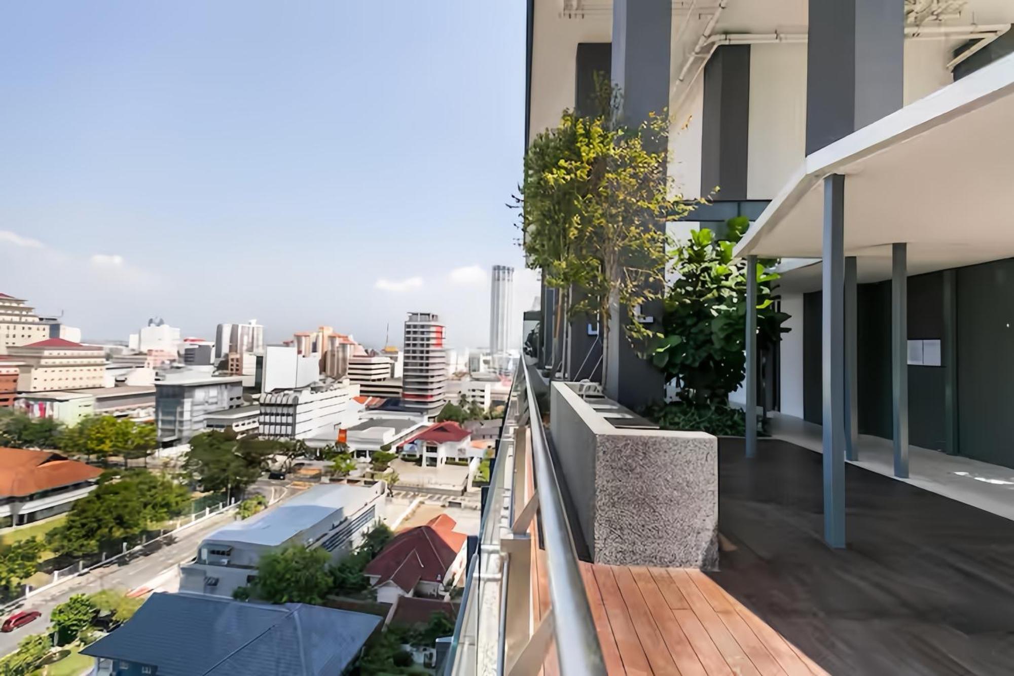 Tropicana 218 Macalister Penang Lägenhet George Town Exteriör bild